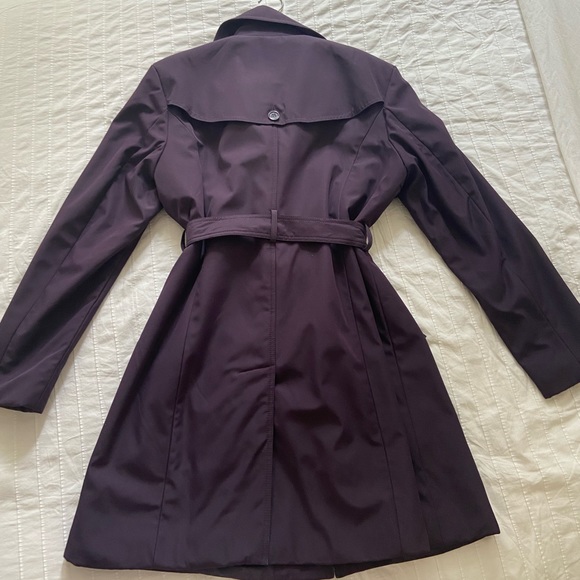 Dark purple rain coat - Picture 3 of 6